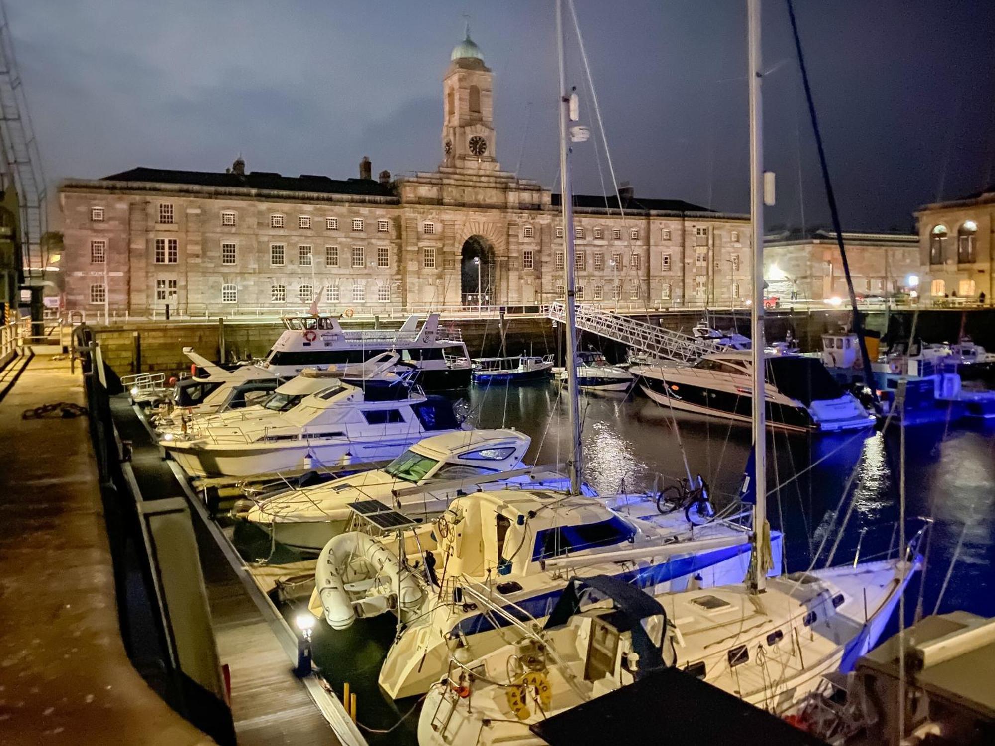 Appartement The Sail Loft - Royal William Yard à Millbrook Extérieur photo